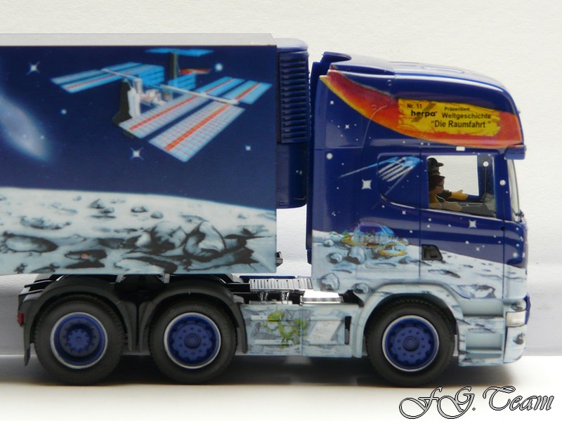 Prehistoire 11 Scania R Topline Die Raumfahrt Schmall (4).JPG